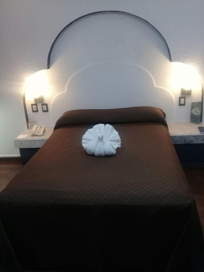 Santiago 3*